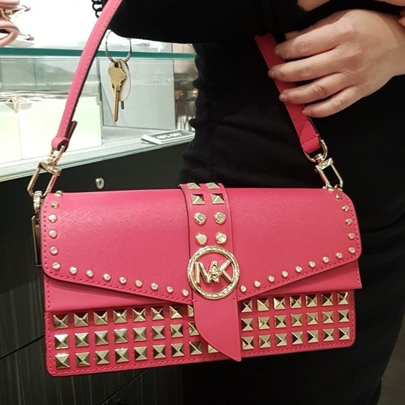 Michael Kors Shoulder Bag Greenwich Medium Studded Saffiano Leather Rubin Red